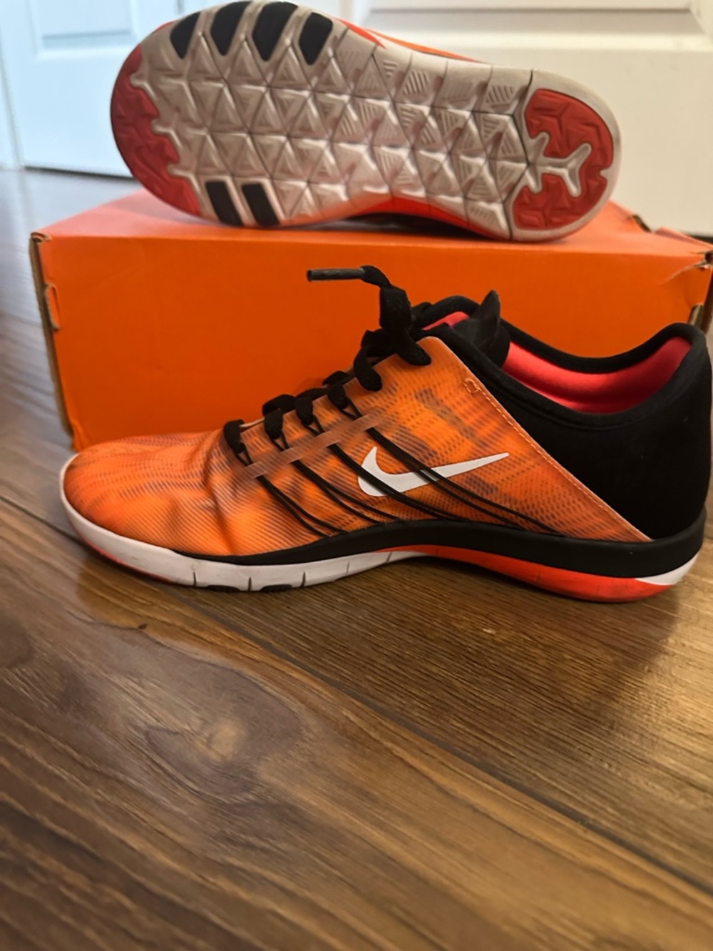 Nike free run Women  Orange and Black Athletic Training Shoes